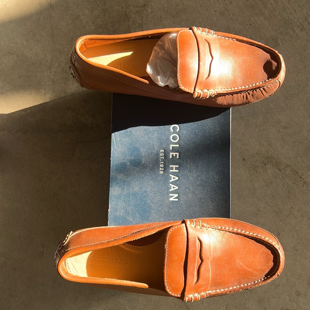 Round another loafers 8 1/2